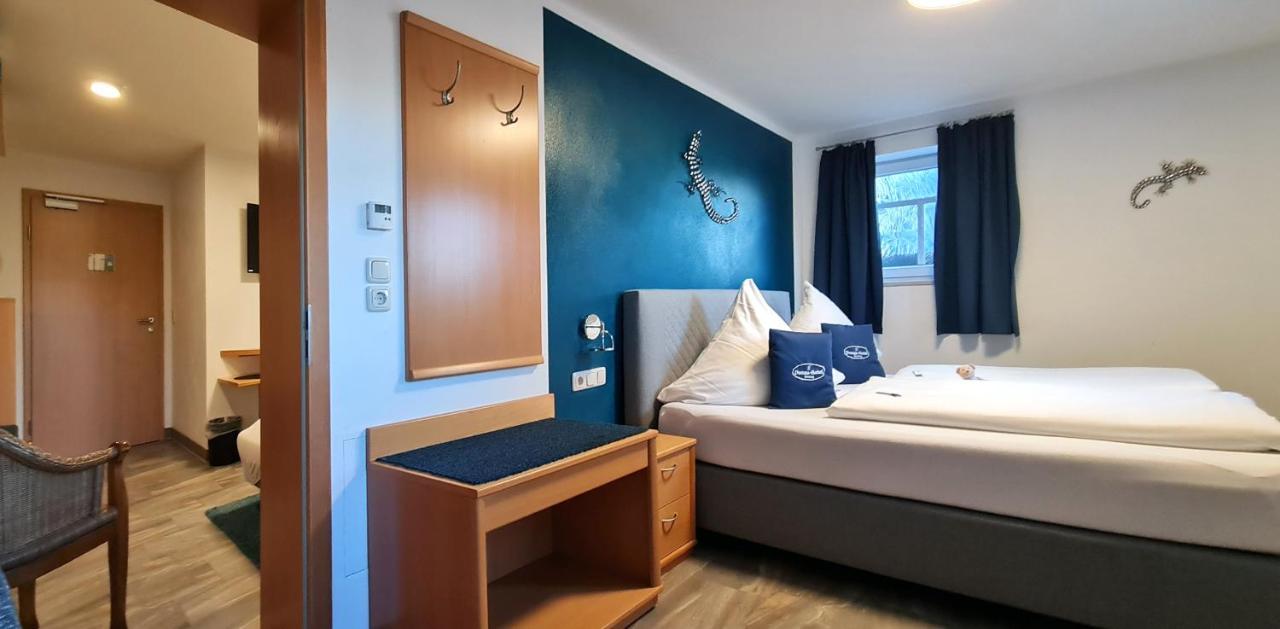 Donau-Hotel Sinzing Exterior photo